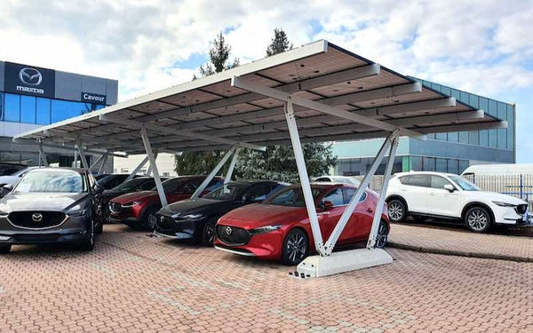 Pensilsole solar carport