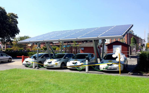 Pensilsole solar carport